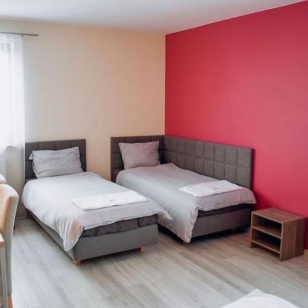 Redwood Hostel Λούμπλιν Εξωτερικό φωτογραφία